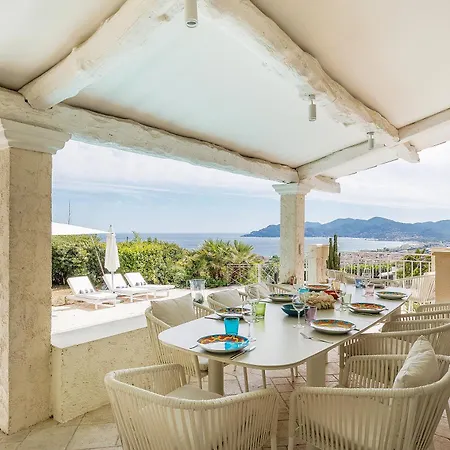 וילה Superbe Vue קאן